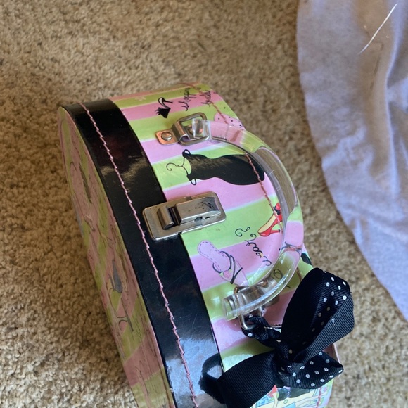 VINTAGE 2003 LADY JAYNE GLAMOUR GIRLS PINK STACKING SUITCASE HINGED w HANDLE EUC - Picture 3 of 13